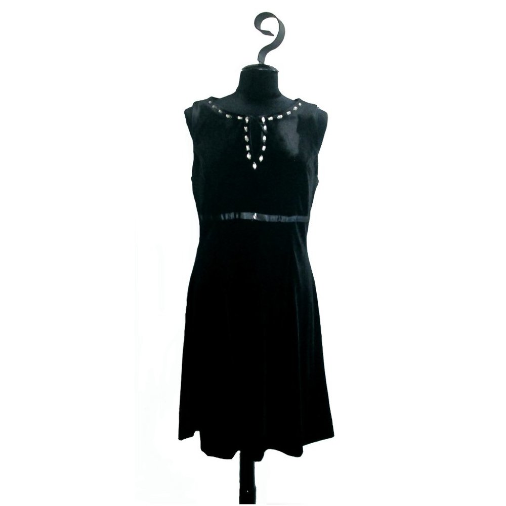 Perceptions Black Sleeveless Velvet Dress Size 12